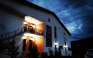 Pensiune inchiriere integrala pentru evenimente (aniversari/petreceri private) - Poză 2