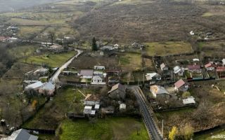 Casa Batraneasca Utilitati la poarta, asfalt nou, 15 min de Iasi - Poză 9