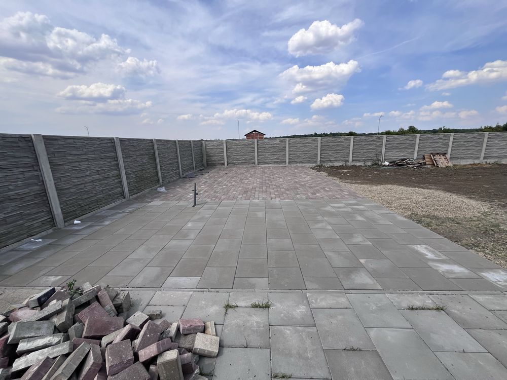 COMISION 0 | Teren intravilan | 745 mp | Mosnita Veche - Poză 1