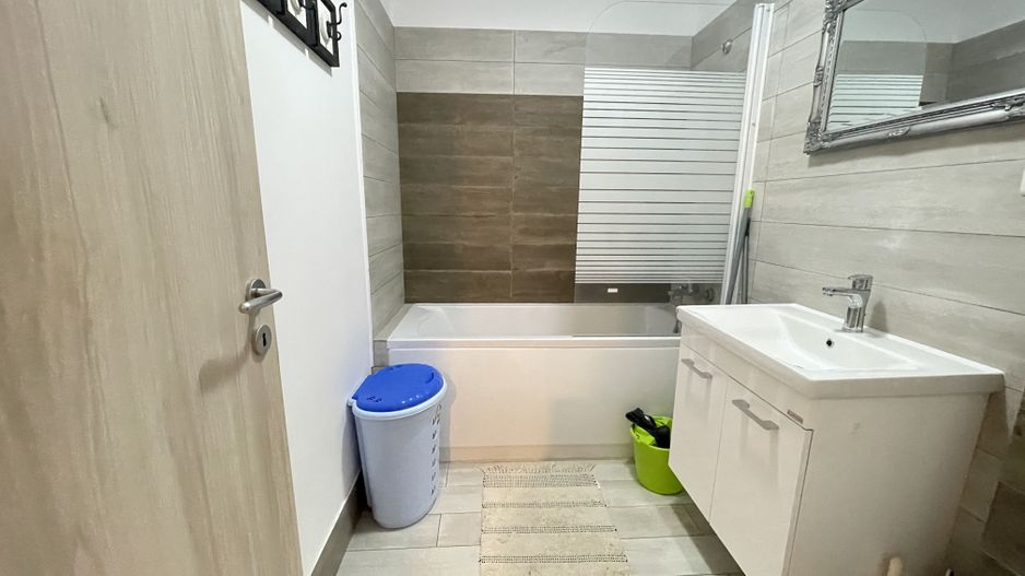 Apartament de vanzare-bloc nou,lift,finisat complet - Poză 18