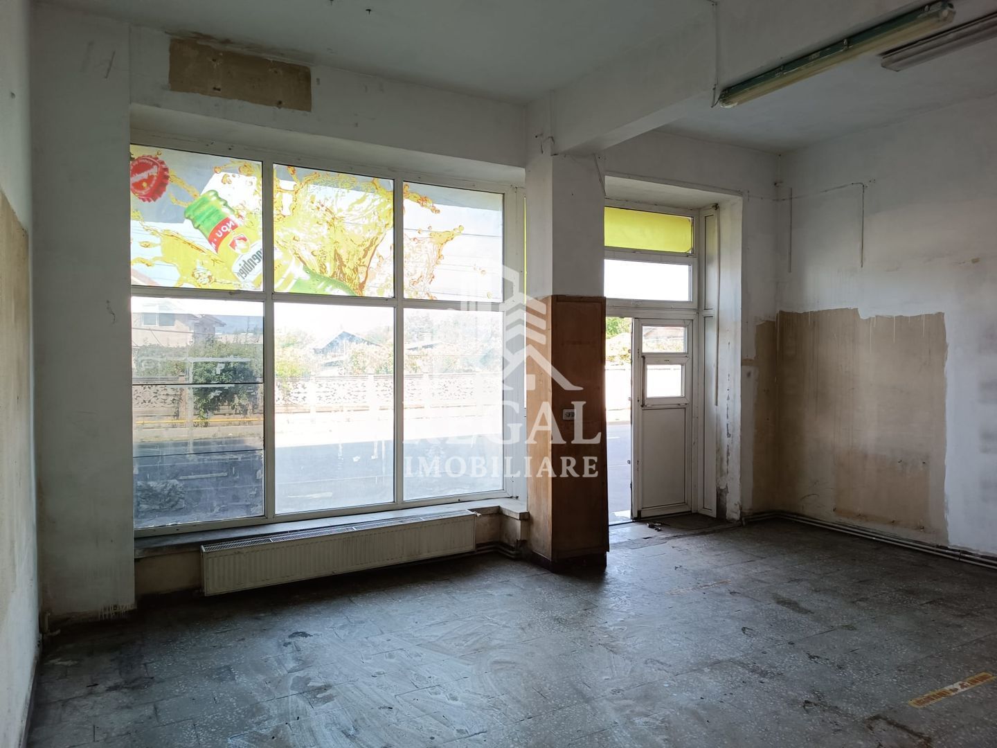 Spatiu comercial Micro 5 (Statia de autobuz) - Poză 9