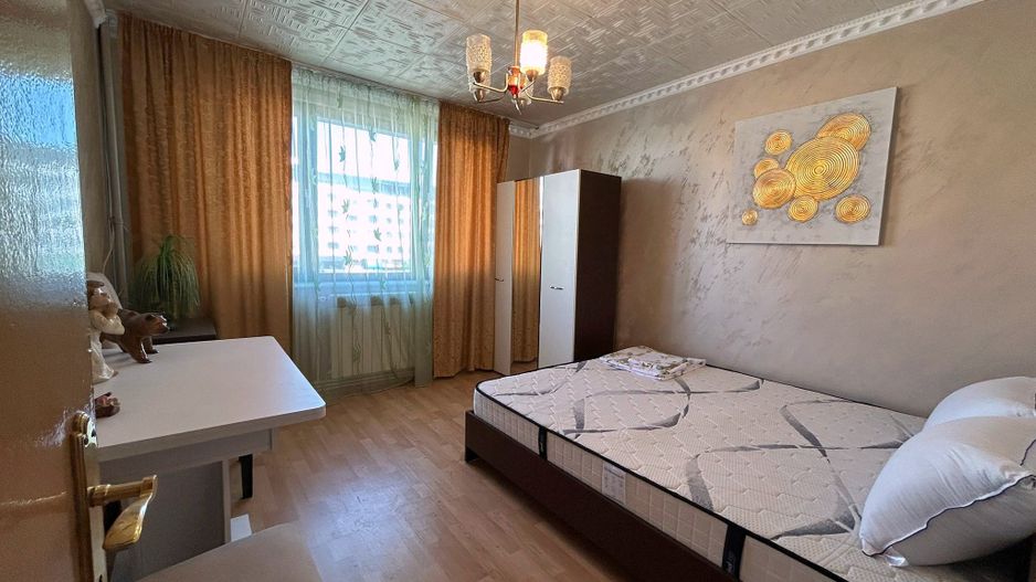 Apartament cu 3 camere  | 55 mp | Centru  |  Comison 0 - Poză 4
