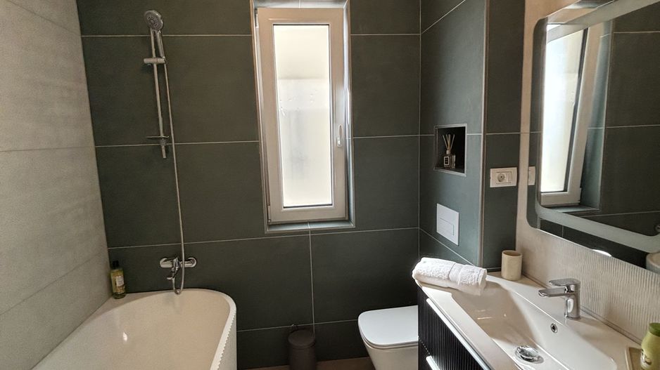 Lux și calitate în Mosnita Noua - Poză 15