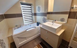 Casă individuală | 140 mp utili | Curte privată | Selimbăr - Poză 8