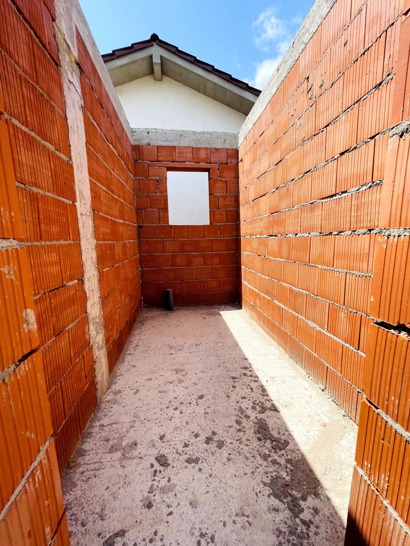 Casă la roșu, plan Parter – 500 mp teren, front 20 ml – Cihei - Poză 11