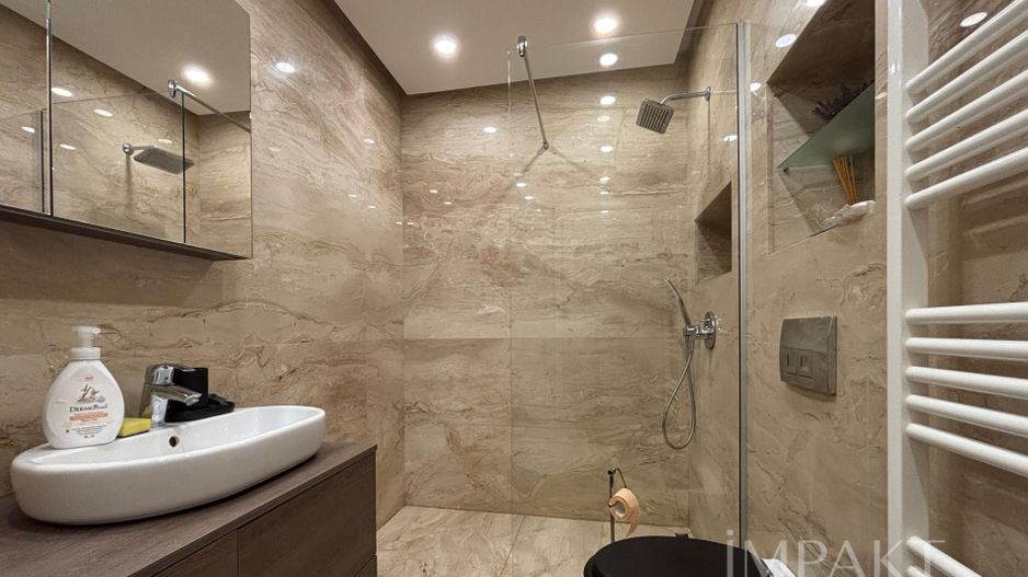 Apartament 2 camere LUX cu vedere spre lac - Poză 8