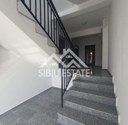 Apartament 2 camere 54 mp, balcon 8 mp si propria GRADINA de 36 mp - Poză 9