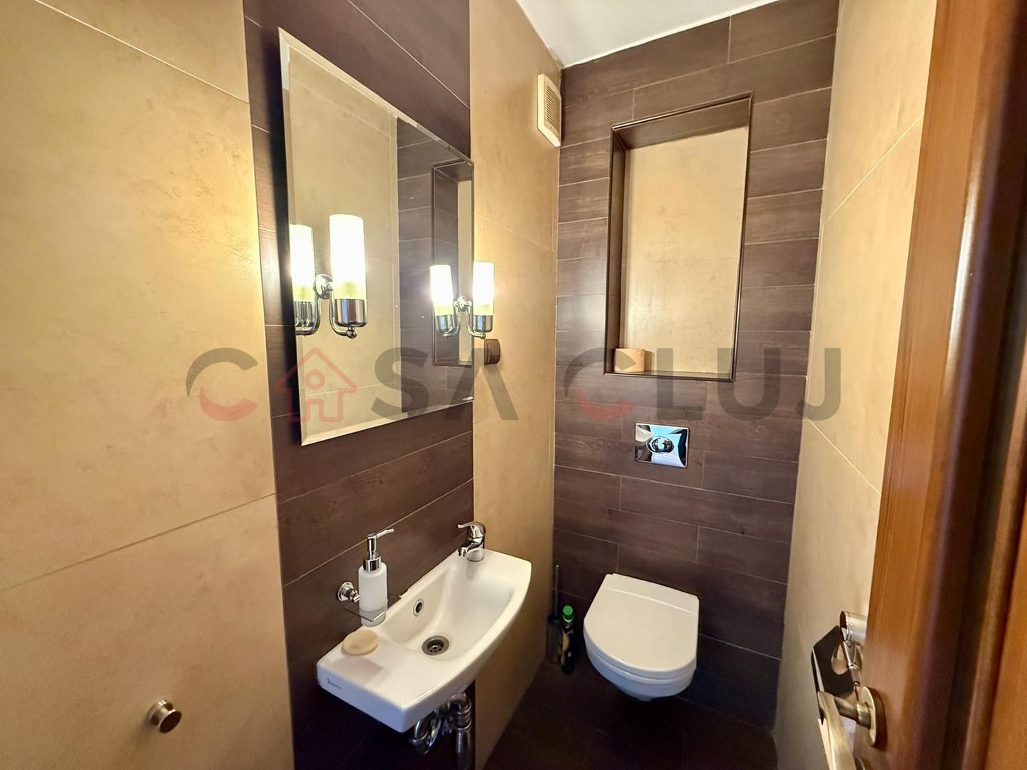 Apartament de 94mp, terasă generoasă, Borhanci - Poză 7