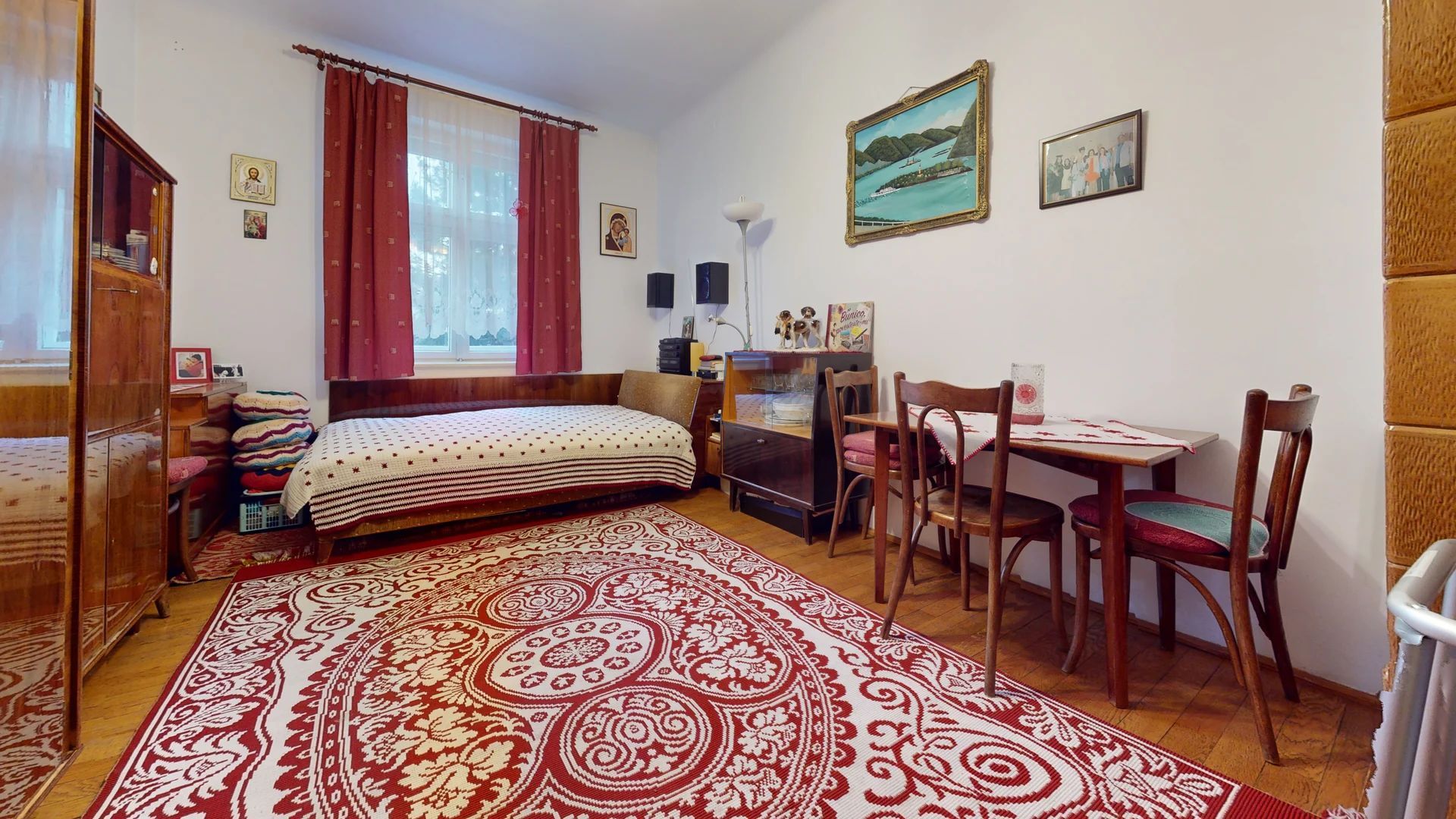 Apartament decomandat langa liceul de informatica - Poză 1