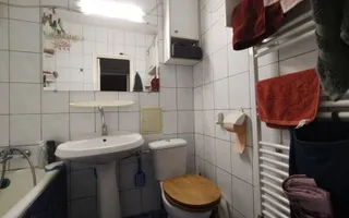 Apartament de 3 camere, luminos, zona verde si linistita - Poză 12