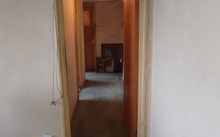 Apartament 4 camere necesita renovar, Chilia Veche, Drumul Taberei - Poză 1