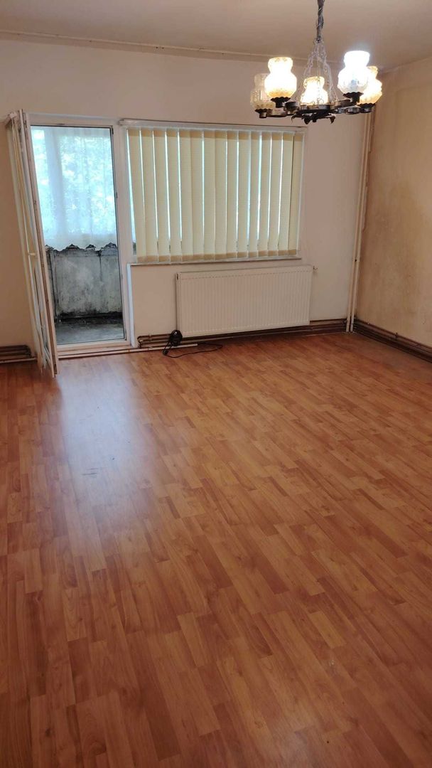 Investiție de Top | 2 Camere 66 mp Vitan Mall – Etaj 1 | Bloc 1990 | Centrală - Poză 5