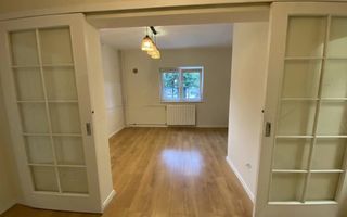 2camere 13 septembrie - 1987 - Poză 1