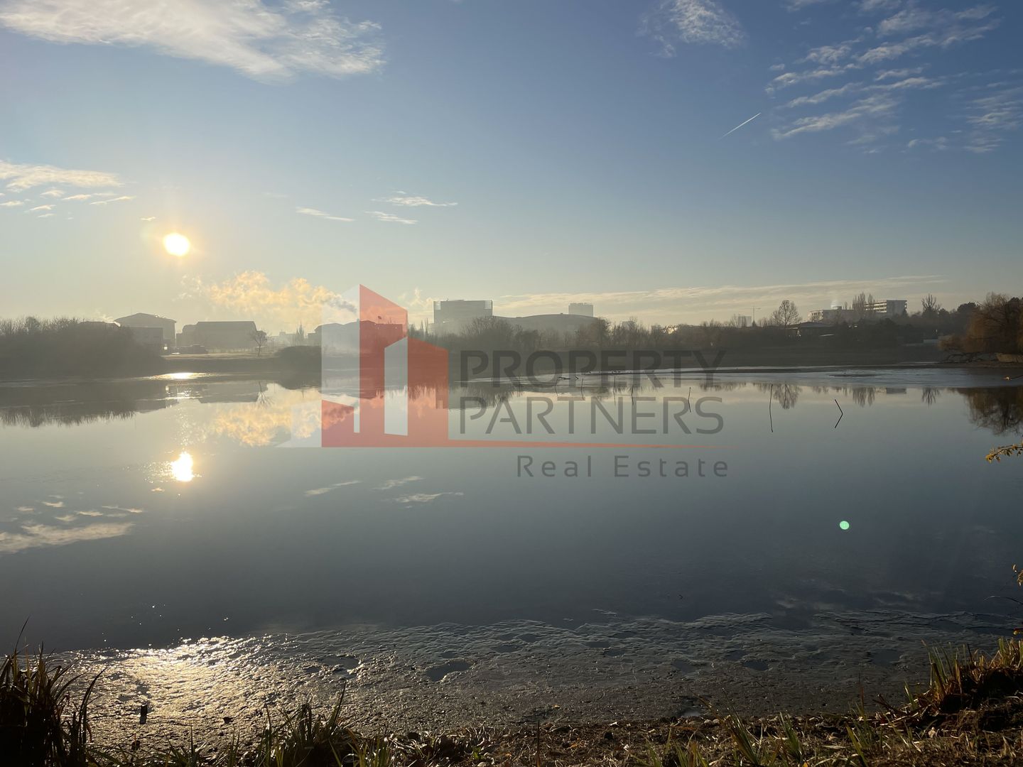 View peste Lacul Grivita - Poză 3