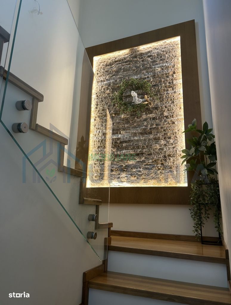 Casă cu 4 camere, în curte, finisaje high-quality - Poză 4