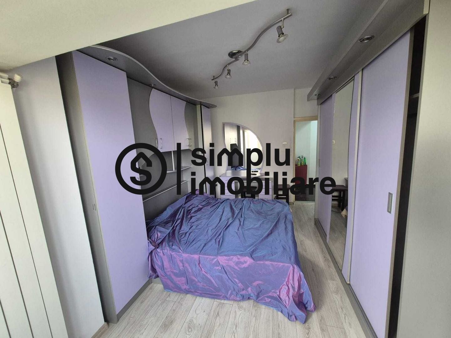 3 camere, 2 bai, Universitate -  600 Euro - Poză 3