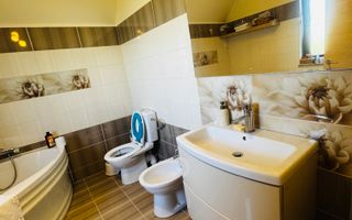 Casa de Vânzare - Poză 10