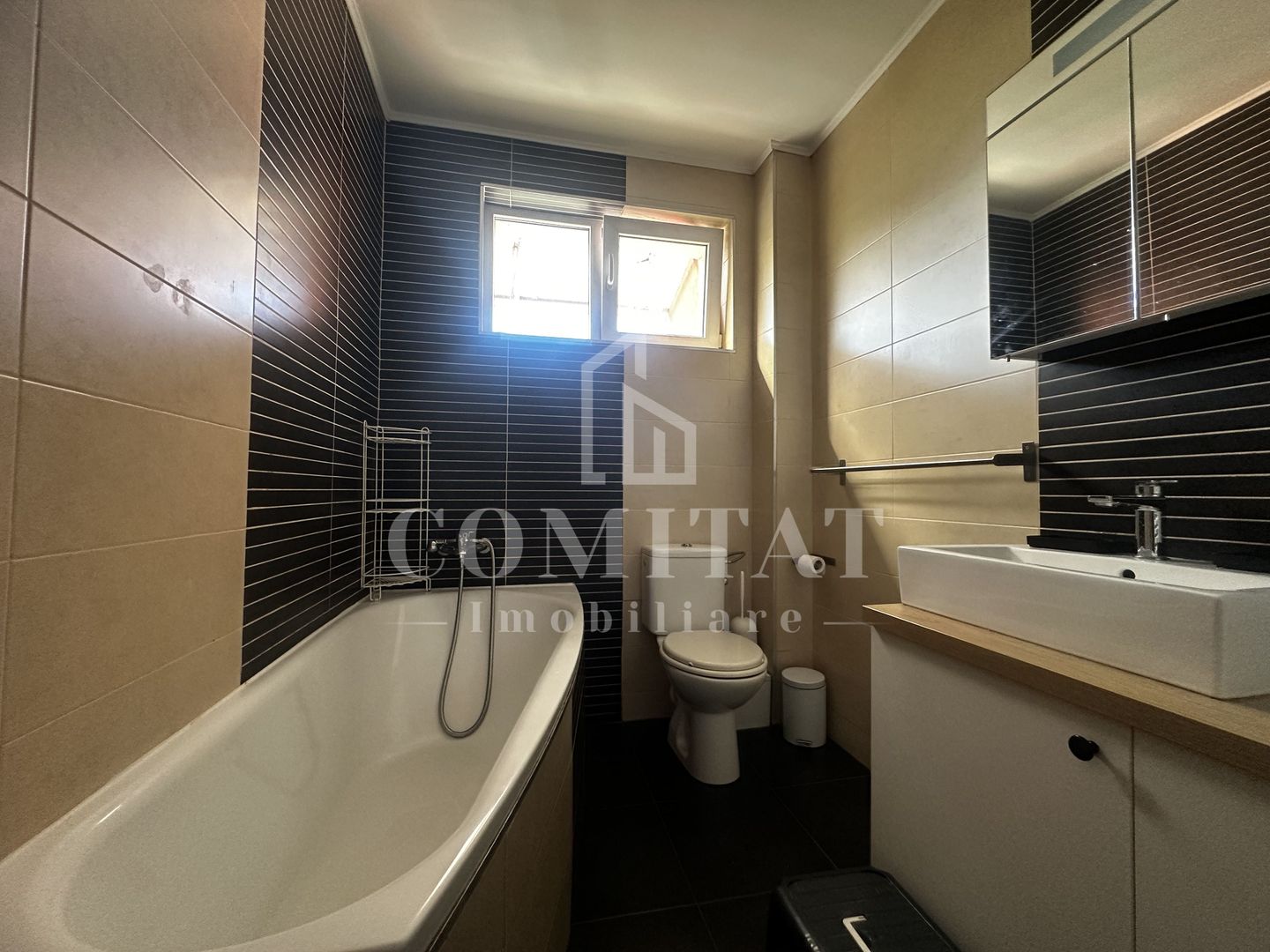 Apartament la etaj intermediar | 3 camere | Zona Eroilor - Poză 15