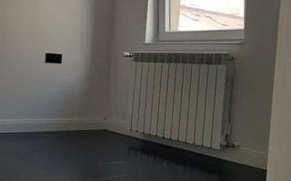 Apartament cu 2 camere de vanzare, Centru - Poză 4