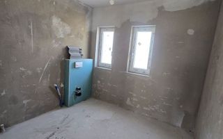 Giroc-Bld. Aviatiei | 5 camere | 3 bai | Bucatarie inchisa - Poză 10