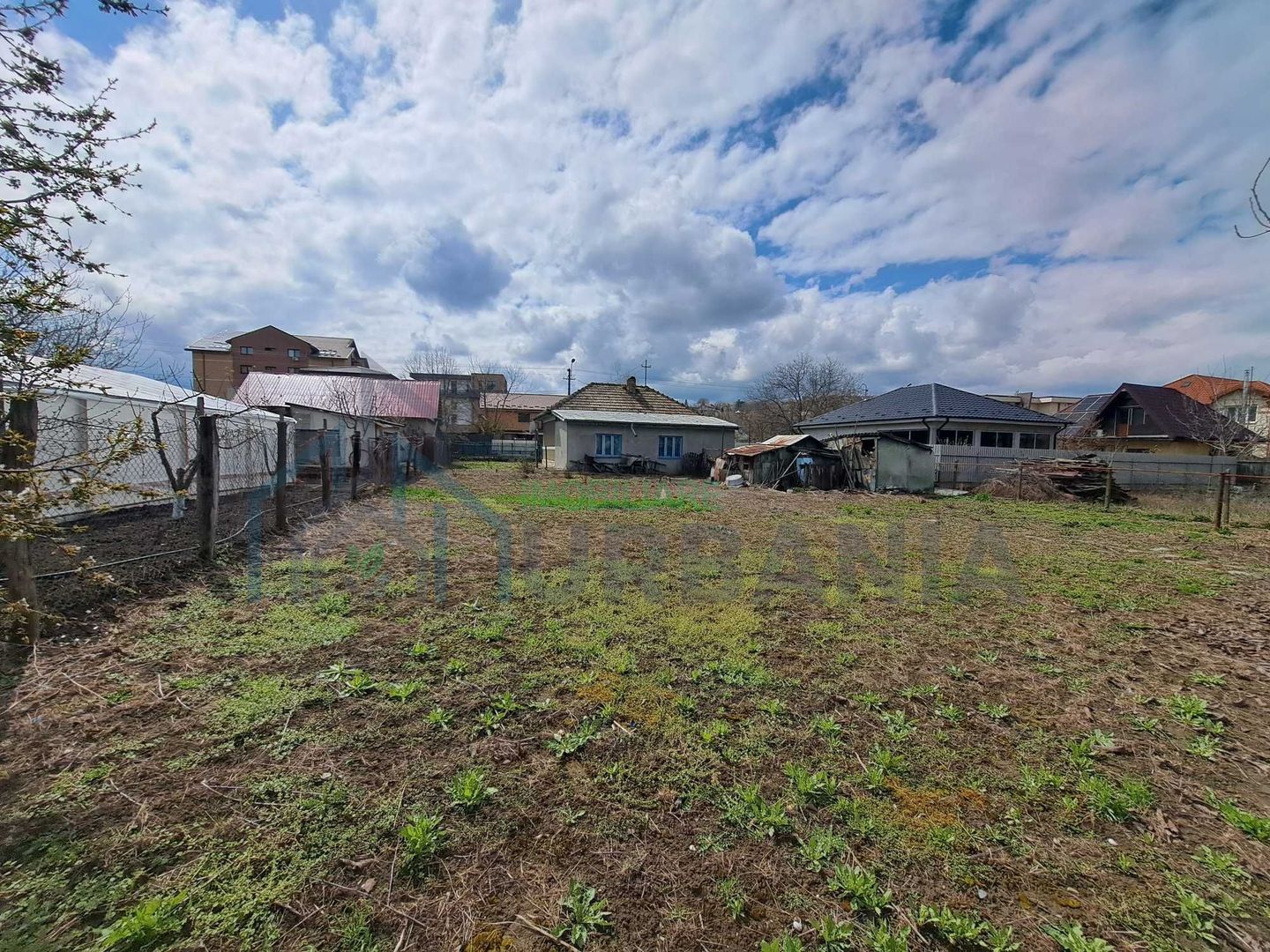 Casă cu teren de 721 mp în Iași, Șoseaua Bucium - Poză 3
