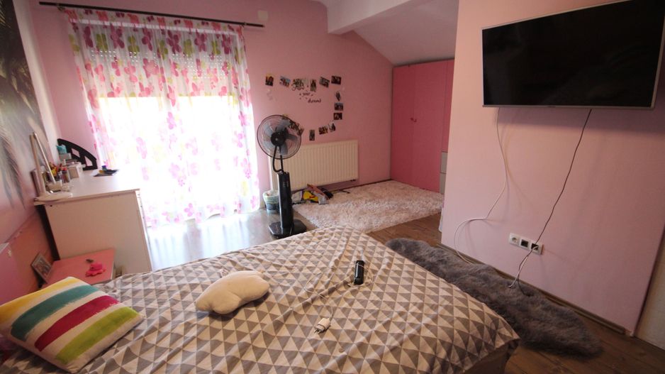 Ideala pentru o familie - Poză 11