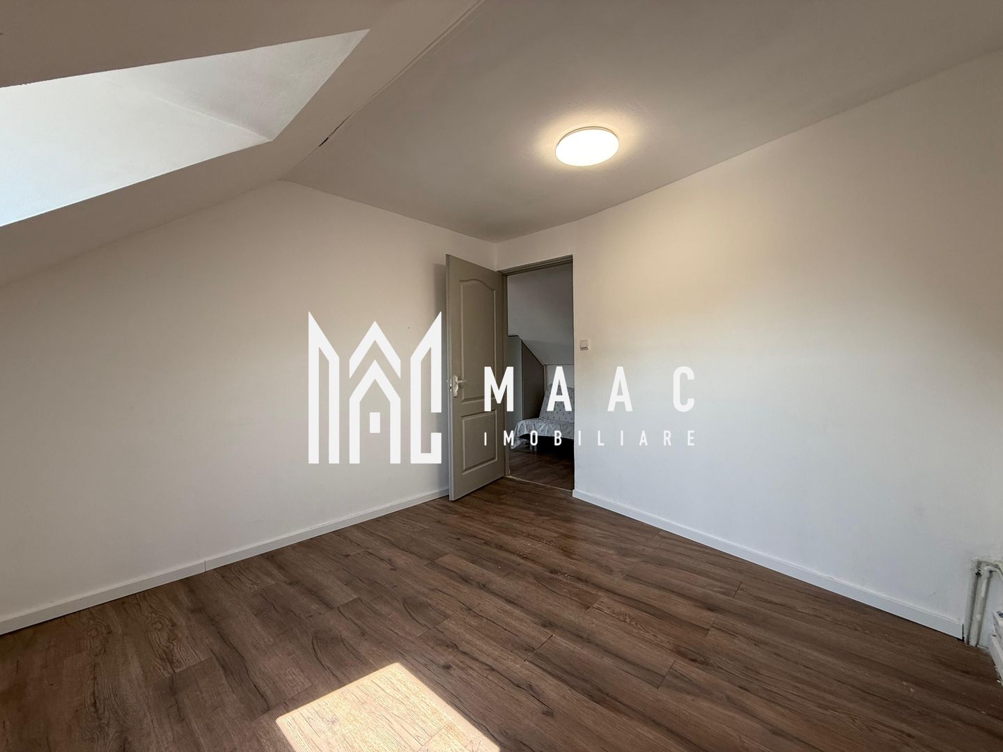 Casa 5 camere | Curte & Gradina | Parcare | Renovata - Poză 11