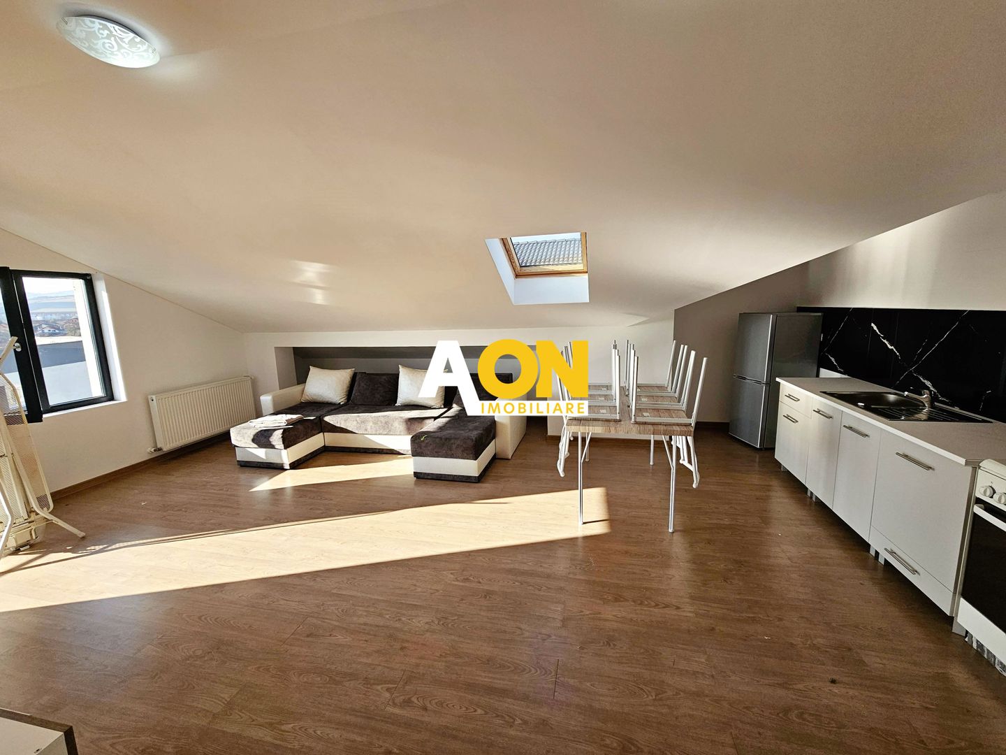 Apartament 3 Camere, 75 mp utili, bloc nou, zona Cetate - Poză 10