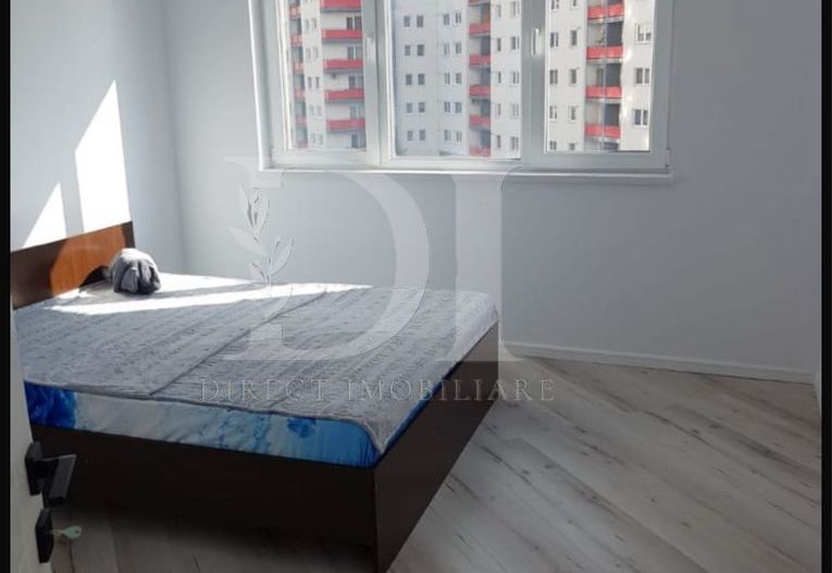 Apartament 3 camere de vanzare in Zona BMW / Floresti - Poză 3