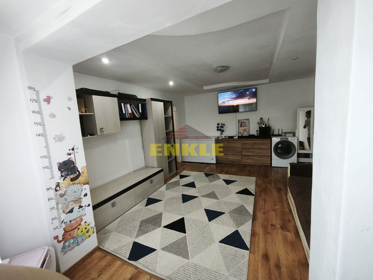 De vanzare apartament cu doua camere , zona Curcubeului. - Poză 3