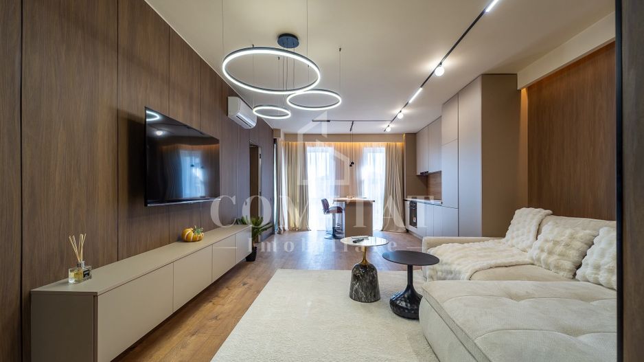 Apartament ultrafinisat | Etaj intermediar | Zona Str Tineretului - Poză 2