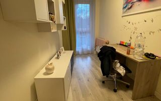 Apartament superb de vanzare cu 2 camere, zona semicentrala! Parcare! - Poză 10