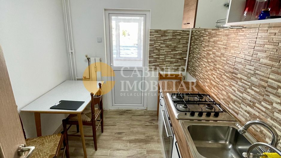 Tatarasi - 2 camere - DECOMANDAT - etaj 1 - bloc 1982 - geam la baie - Poză 5