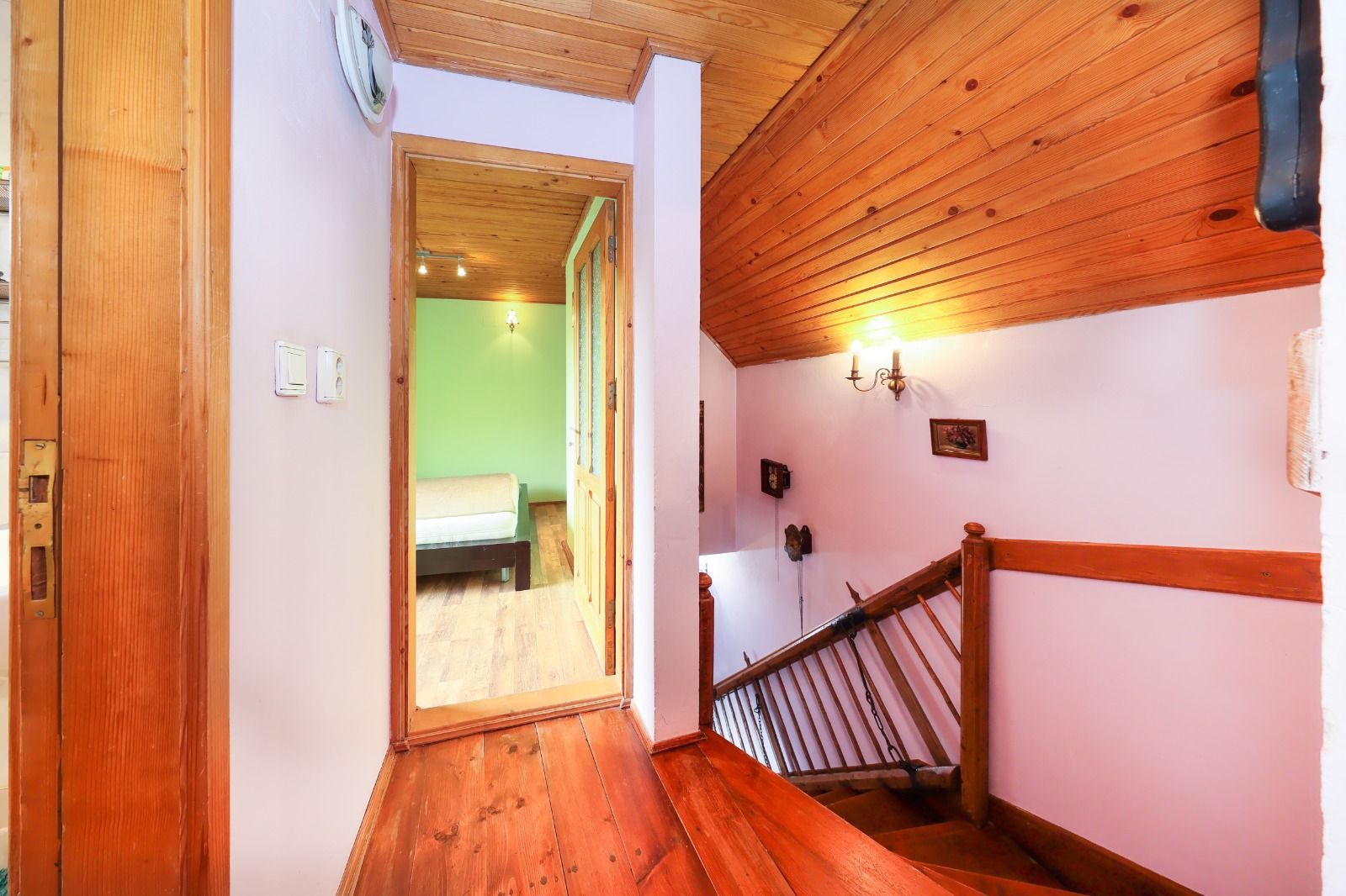 Casa de vanzare Rasnov + Spatiu Comercial | Teren 1062mp - Poză 34