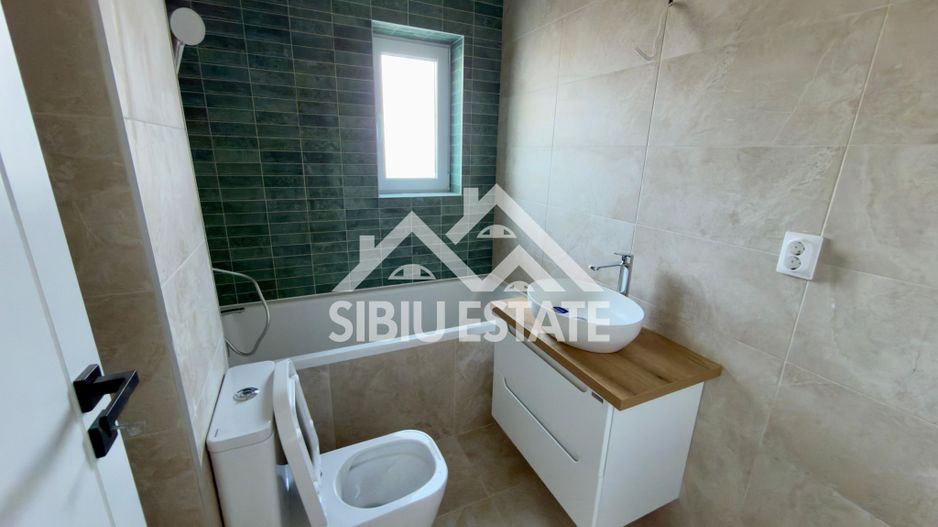 Apartament modern 2 camere, pod amenajabil, balcon,  parcare inclusa - Poză 18