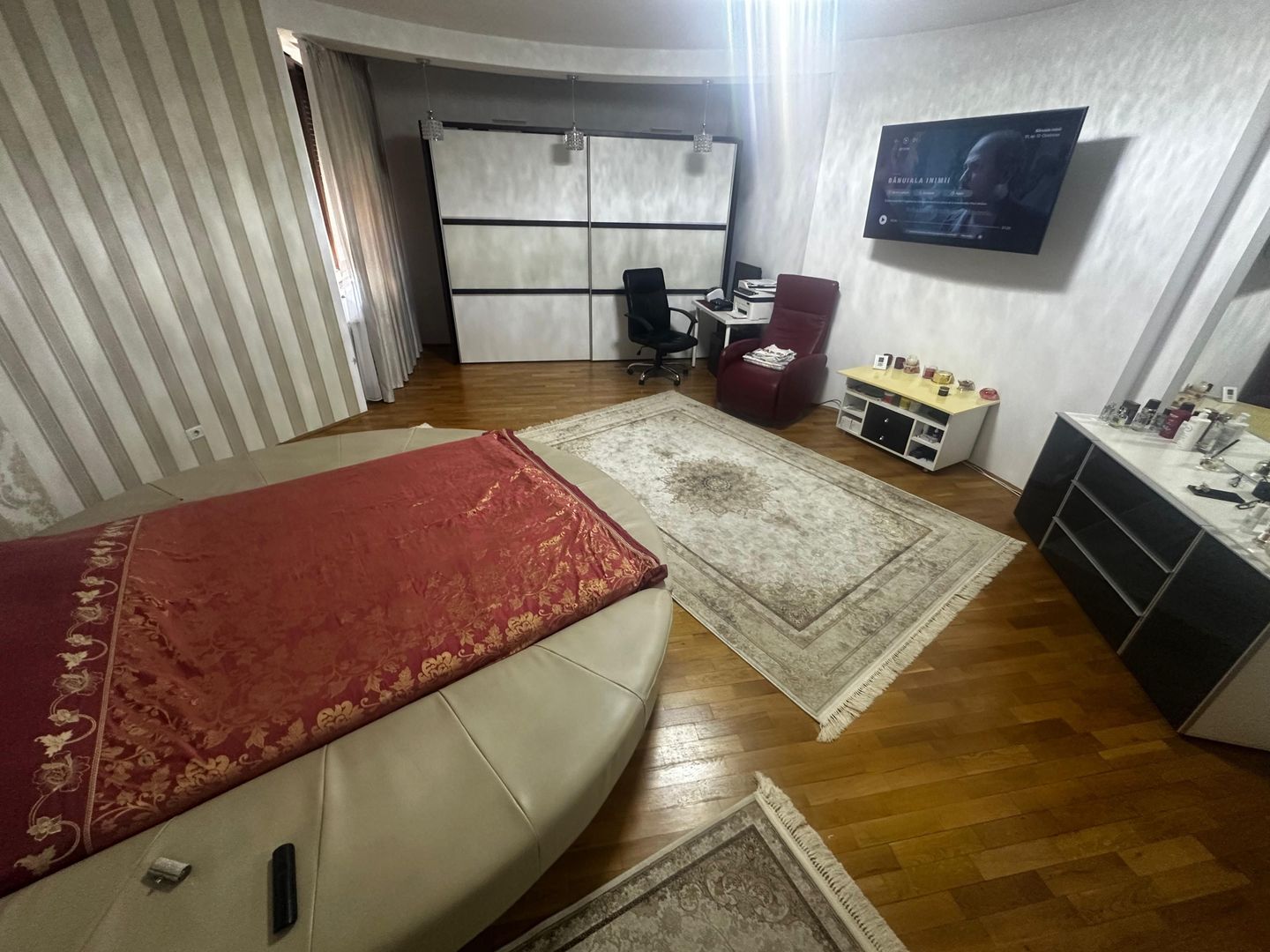 CASA INDIVIDUALA, 9 CAMERE, TEREN 475 MP, MOBILAT/UTILAT, COMIS 0% - Poză 22