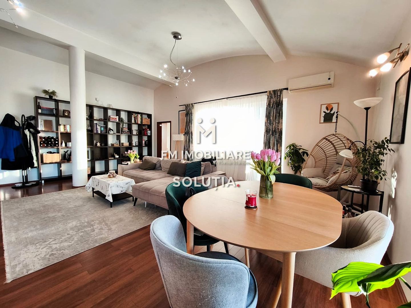 Apartament 3 camere | zona Mărul de Aur | garaj | curte privată - Poză 2