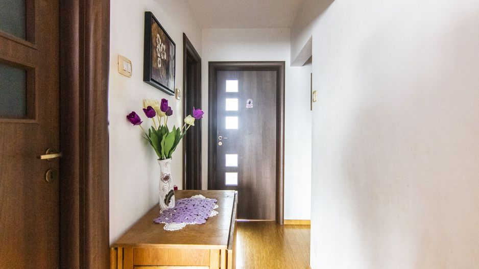 Complex Apusului 4 camere, etaj 3/4, 2 bai, bloc din caramida, 2 boxe! - Poză 10