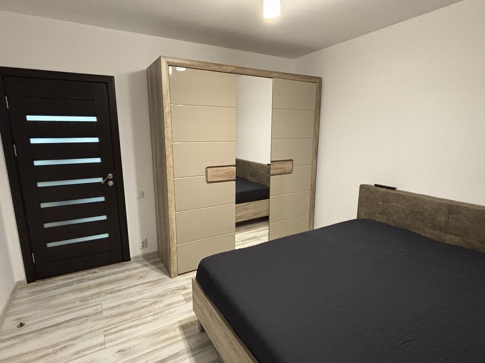 Apartament 3 camere mobilat lux, parcare inclusă, pet friendly, lângă metrou - Poză 2