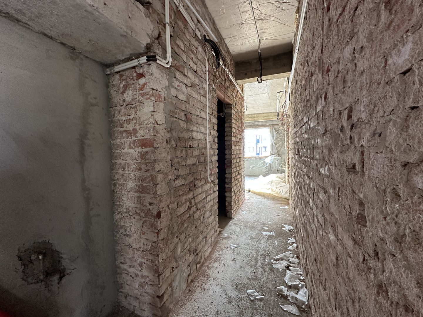 FERDINAND - Lirei | Teren 412 mp| Cladire 750 mp | structura noua - Poză 8