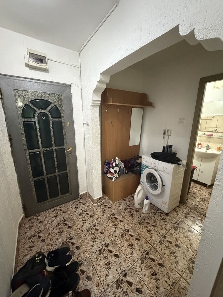 Vand apartament 3 camere micro 40 - Poză 2