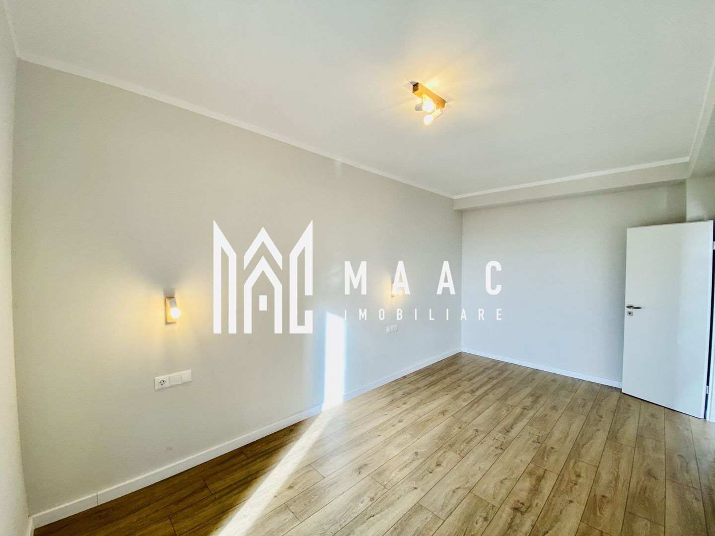 Penthouse pe 2 niveluri I 3 Camere I Balcon I 0% Comision - Poză 8