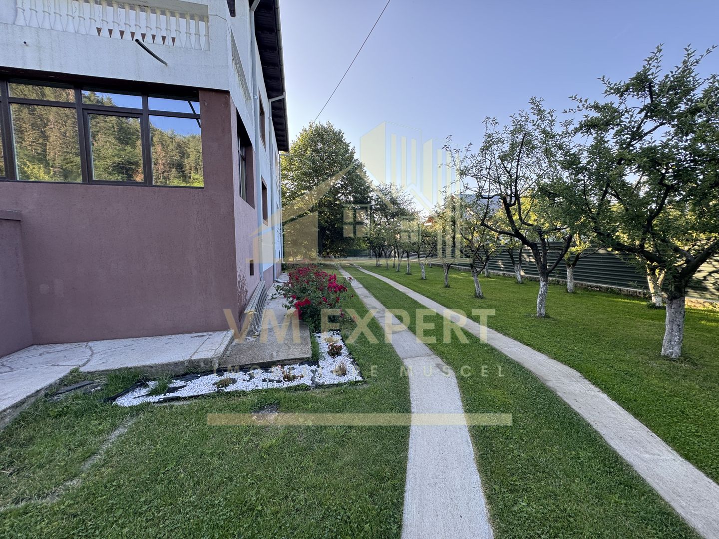 VILA S+P+E-306 MP, TEREN 2078 MP, CAMPULUNG - Poză 63