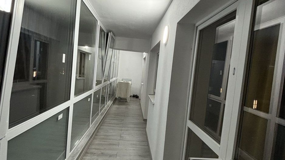 De inchiriat apartament cu 3 camere , Rin Grand Vitan sector3 - Poză 5
