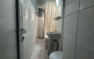 2 camere | centrala proprie | mobilat si utilat | zona excelenta | - Poză 11