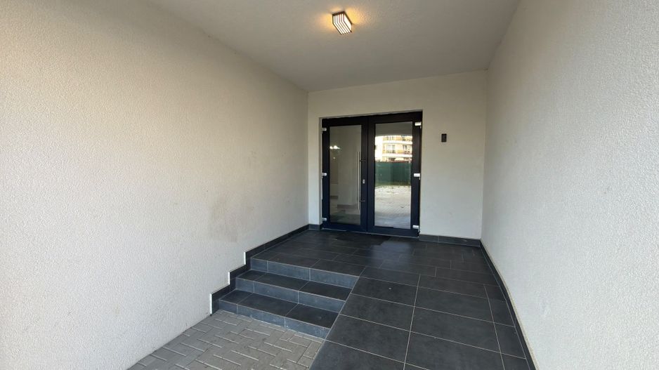 Garsoniera | 40 mp utili | Parter | Curte proprie - Poză 10
