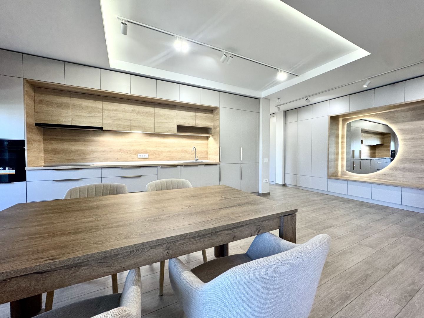 Apartment cu 2 camere, cu terasa generoasă, in zona Dumbrăvița - Kaufland - Poză 4
