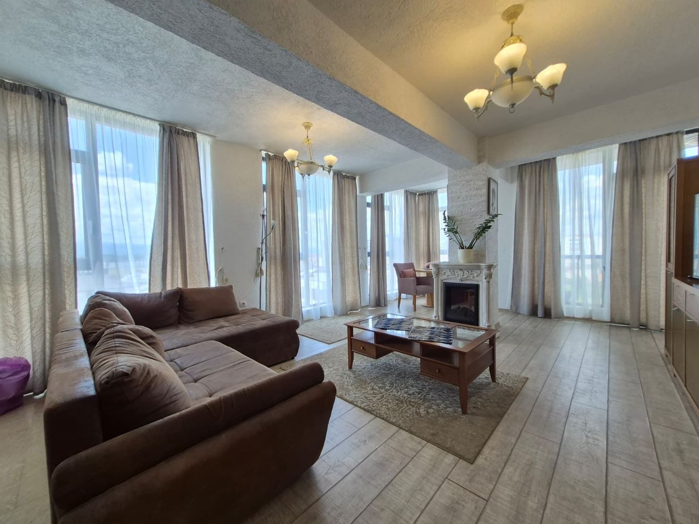 Apartament 2 camere mobilat utilat modern - Doamna Stanca - Poză 1