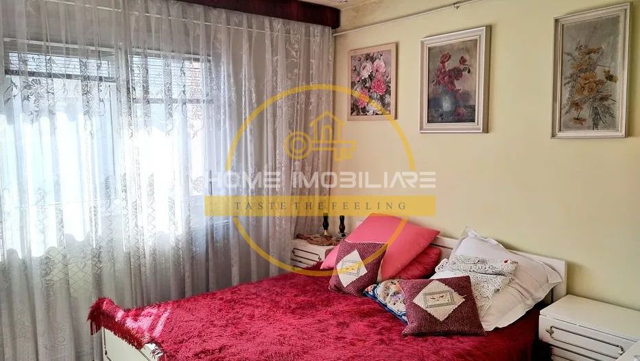 Zona Palas/ Apartament 3 camere/ Decomandat/ 72mp - Poză 3