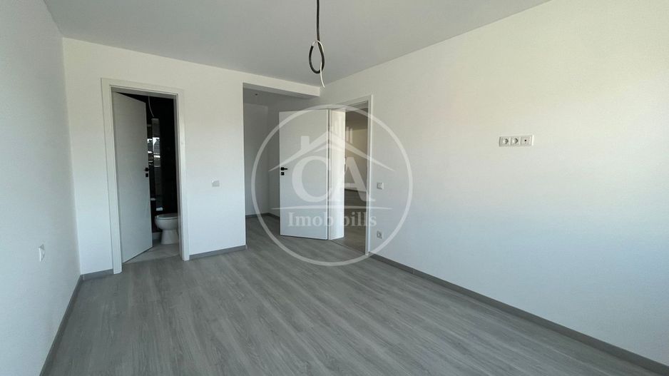 Casă de vânzare tip duplex cu 4 camere în Nojorid, Oradea. - Poză 7